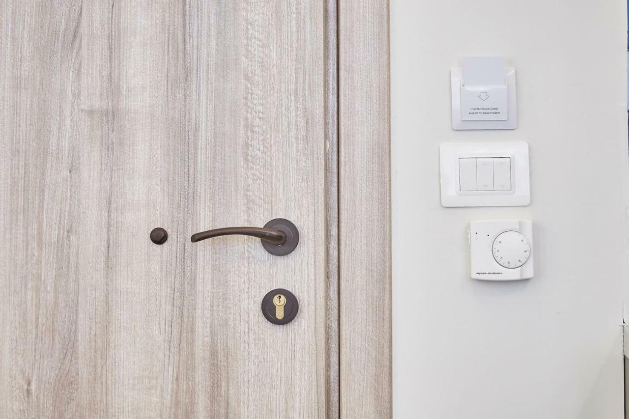 Be Based Near Acropolis, In An Exquisite Studio! Athen Eksteriør bilde